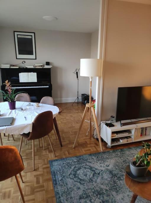 Superbe Appartement Lumineux Avec Vue Imprenable Tours Extérieur photo