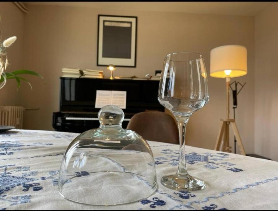 Superbe Appartement Lumineux Avec Vue Imprenable Tours Extérieur photo