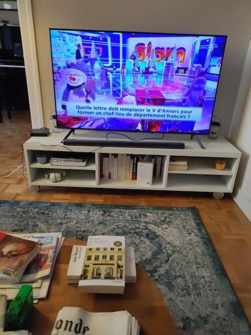Superbe Appartement Lumineux Avec Vue Imprenable Tours Extérieur photo