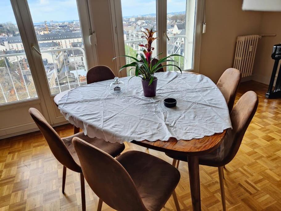 Superbe Appartement Lumineux Avec Vue Imprenable Tours Extérieur photo